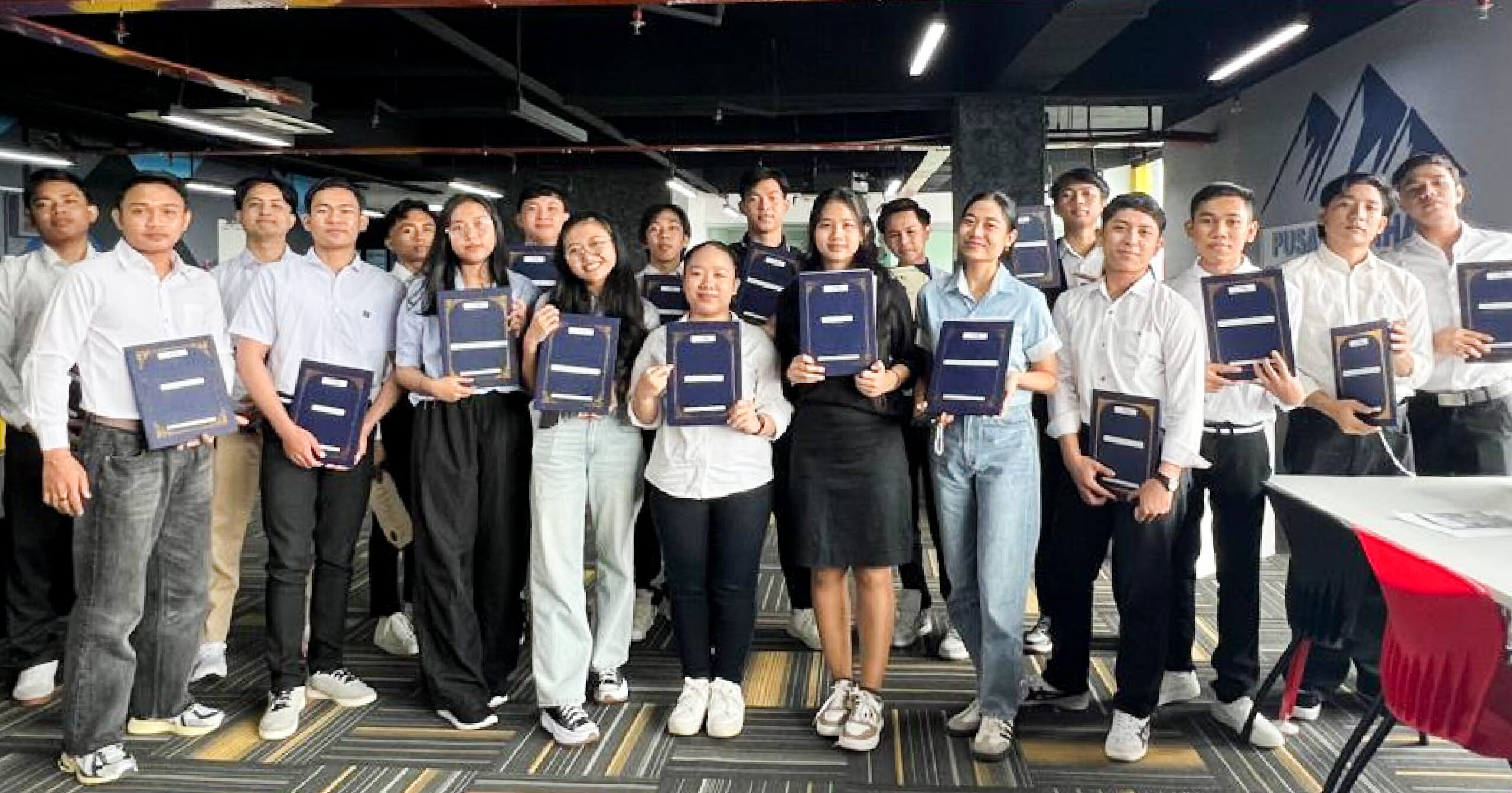 Graduation photo of students